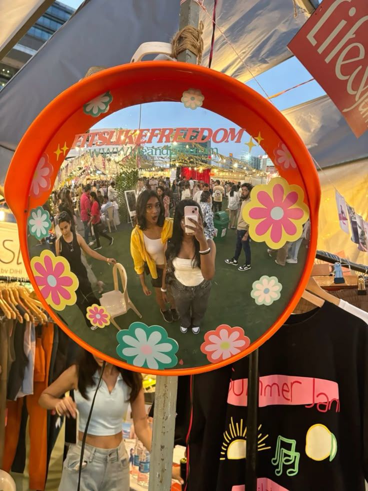 Trafic mirror